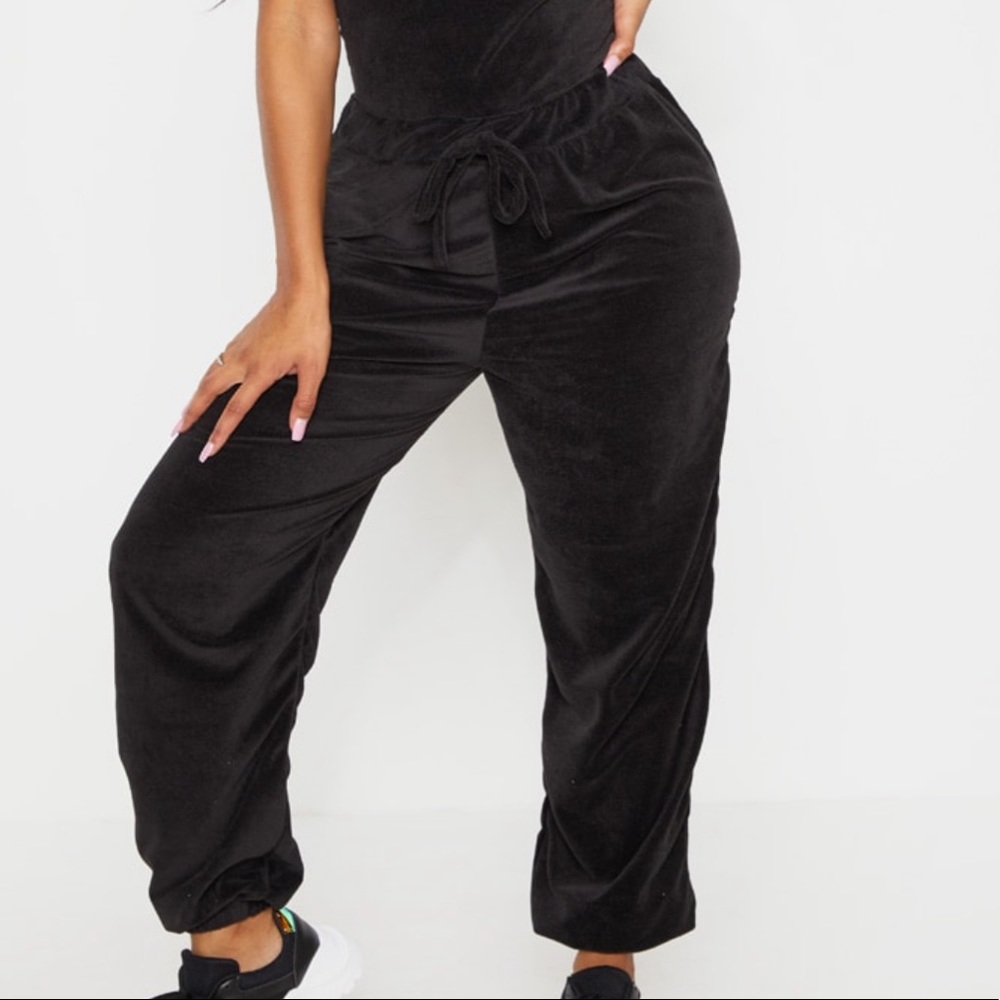 PLT Shape Velour Black Soft Drawstring Joggers